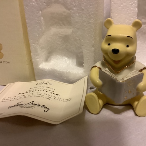 Lenox Collectible Disney Winnie the Pooh Figurine+book Bedtime Stories+COA NIB - Picture 7 of 10